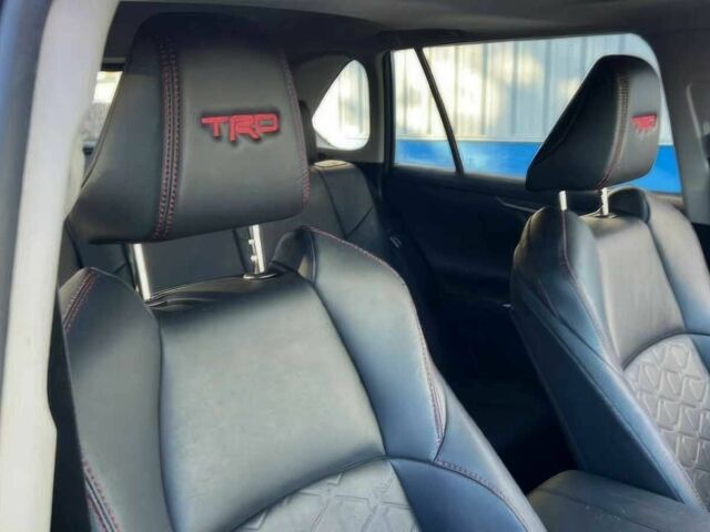 Сірий Тойота РАВ 4, об'ємом двигуна 2.5 л та пробігом 31 тис. км за 15500 $, фото 7 на Automoto.ua