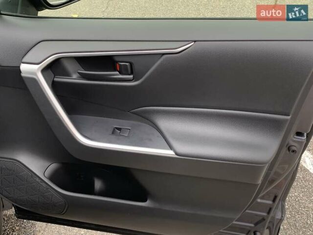 Серый Тойота РАВ 4, объемом двигателя 1.99 л и пробегом 25 тыс. км за 26100 $, фото 15 на Automoto.ua