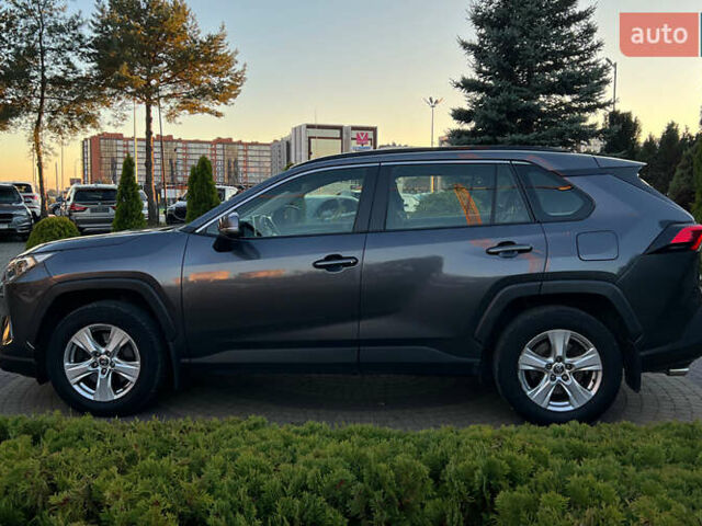 Сірий Тойота РАВ 4, об'ємом двигуна 1.99 л та пробігом 92 тис. км за 28999 $, фото 3 на Automoto.ua