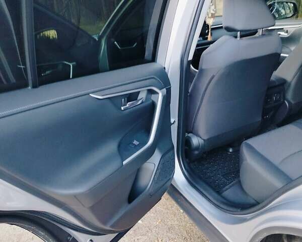 Серый Тойота РАВ 4, объемом двигателя 1.99 л и пробегом 40 тыс. км за 30000 $, фото 14 на Automoto.ua