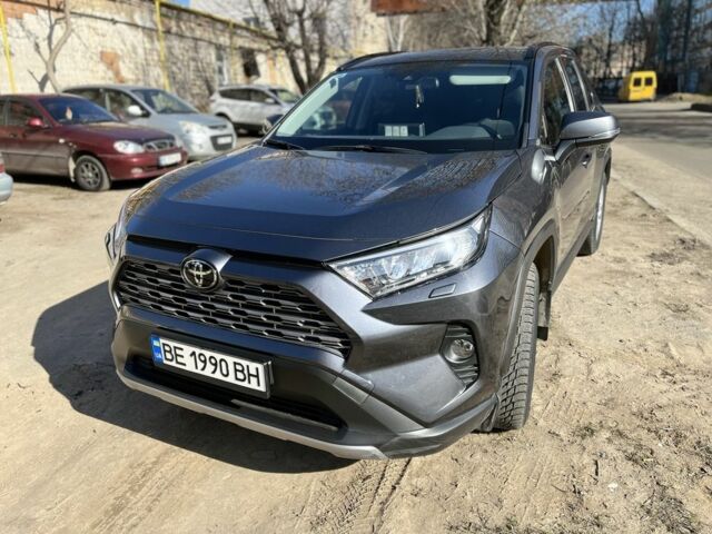 Сірий Тойота РАВ 4, об'ємом двигуна 2 л та пробігом 82 тис. км за 30500 $, фото 1 на Automoto.ua