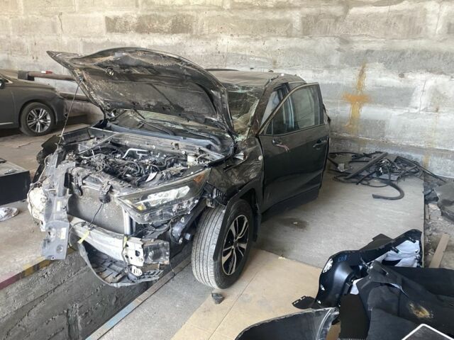 Серый Тойота РАВ 4, объемом двигателя 2.5 л и пробегом 70 тыс. км за 10300 $, фото 5 на Automoto.ua