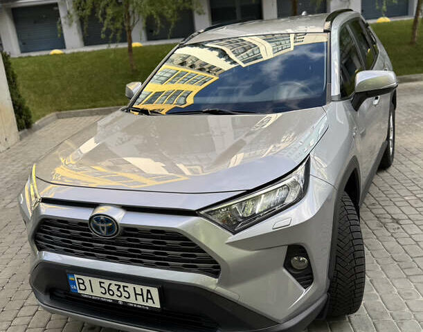 Серый Тойота РАВ 4, объемом двигателя 2.49 л и пробегом 98 тыс. км за 30500 $, фото 1 на Automoto.ua