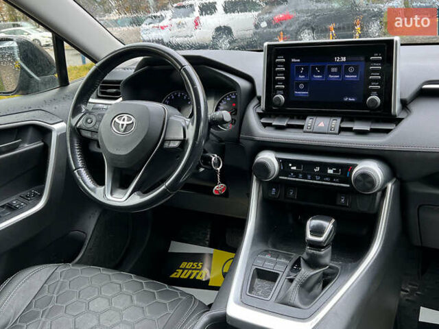 Серый Тойота РАВ 4, объемом двигателя 1.99 л и пробегом 133 тыс. км за 25900 $, фото 16 на Automoto.ua