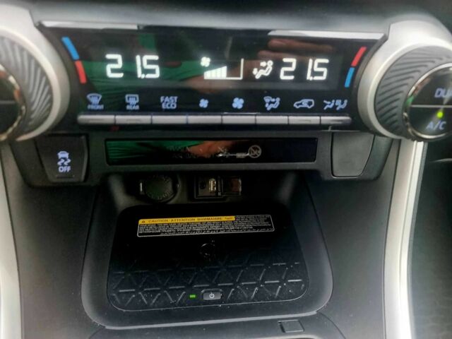 Сірий Тойота РАВ 4, об'ємом двигуна 2.5 л та пробігом 84 тис. км за 18100 $, фото 13 на Automoto.ua