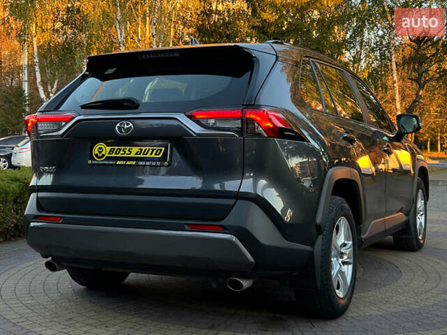 Сірий Тойота РАВ 4, об'ємом двигуна 1.99 л та пробігом 92 тис. км за 28999 $, фото 6 на Automoto.ua