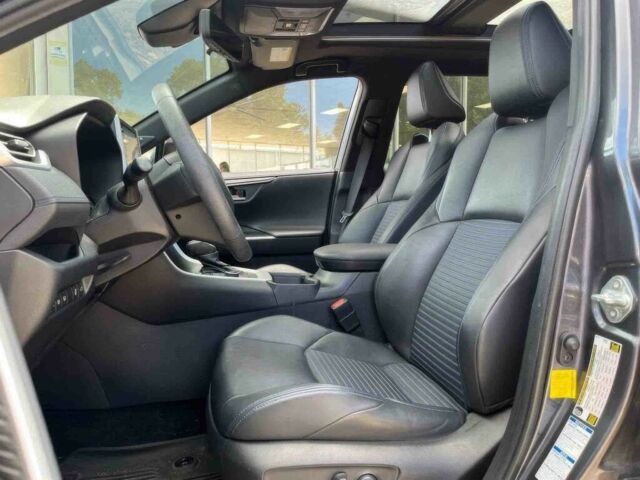 Серый Тойота РАВ 4, объемом двигателя 2 л и пробегом 36 тыс. км за 19400 $, фото 6 на Automoto.ua