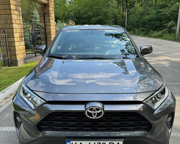 Сірий Тойота РАВ 4, об'ємом двигуна 1.99 л та пробігом 46 тис. км за 27700 $, фото 2 на Automoto.ua