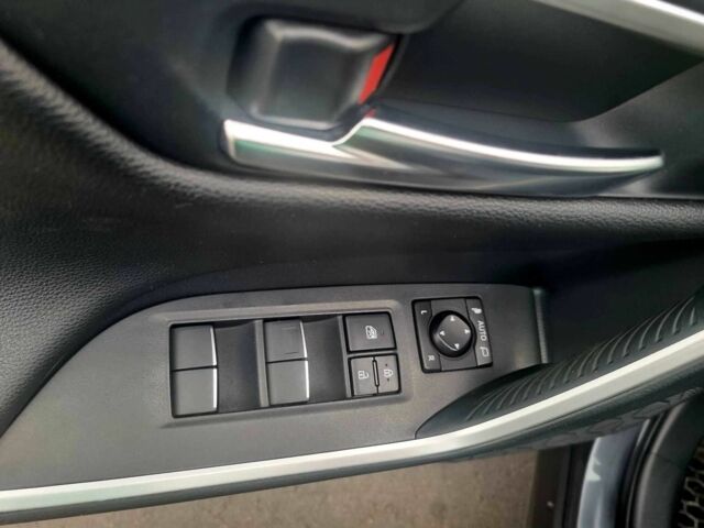 Сірий Тойота РАВ 4, об'ємом двигуна 2.5 л та пробігом 84 тис. км за 18100 $, фото 14 на Automoto.ua