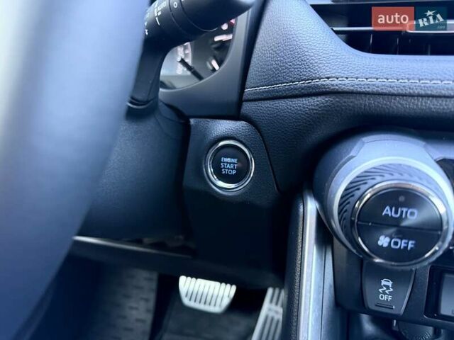 Серый Тойота РАВ 4, объемом двигателя 1.99 л и пробегом 67 тыс. км за 26900 $, фото 27 на Automoto.ua