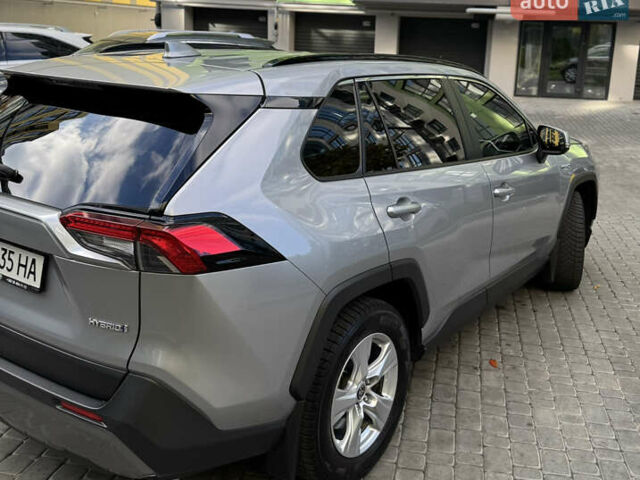 Серый Тойота РАВ 4, объемом двигателя 2.49 л и пробегом 98 тыс. км за 30500 $, фото 3 на Automoto.ua