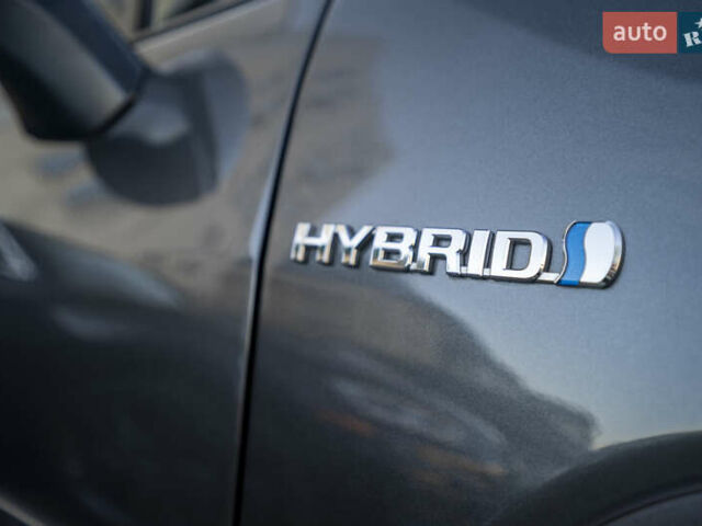 Серый Тойота РАВ 4, объемом двигателя 2.49 л и пробегом 49 тыс. км за 31400 $, фото 7 на Automoto.ua