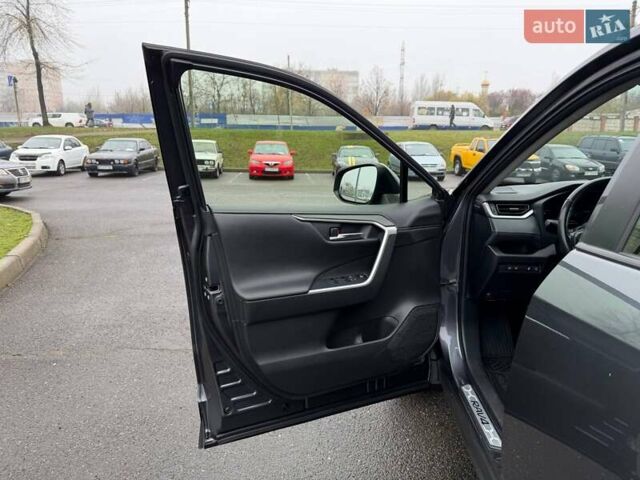 Сірий Тойота РАВ 4, об'ємом двигуна 2.49 л та пробігом 88 тис. км за 28500 $, фото 33 на Automoto.ua