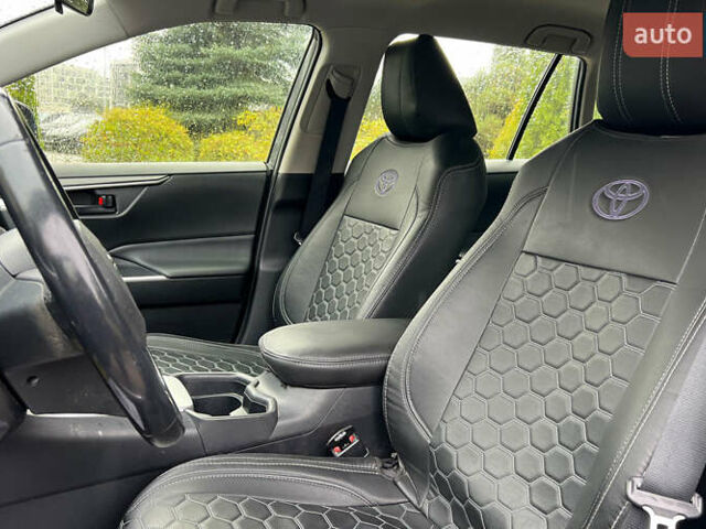 Серый Тойота РАВ 4, объемом двигателя 1.99 л и пробегом 133 тыс. км за 25900 $, фото 8 на Automoto.ua