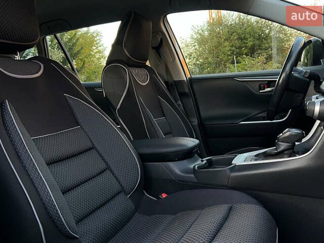 Сірий Тойота РАВ 4, об'ємом двигуна 1.99 л та пробігом 92 тис. км за 28999 $, фото 17 на Automoto.ua