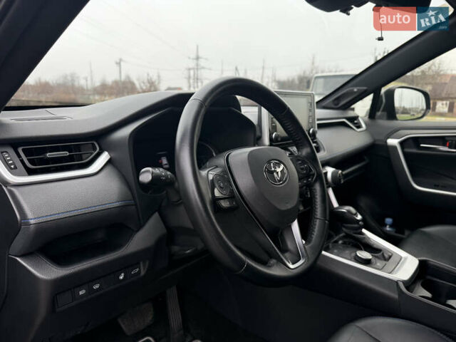 Серый Тойота РАВ 4, объемом двигателя 2.49 л и пробегом 195 тыс. км за 28850 $, фото 14 на Automoto.ua