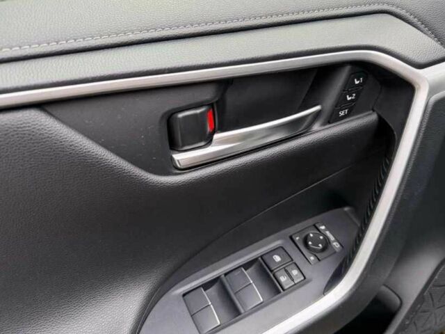 Серый Тойота РАВ 4, объемом двигателя 2.5 л и пробегом 89 тыс. км за 18800 $, фото 17 на Automoto.ua