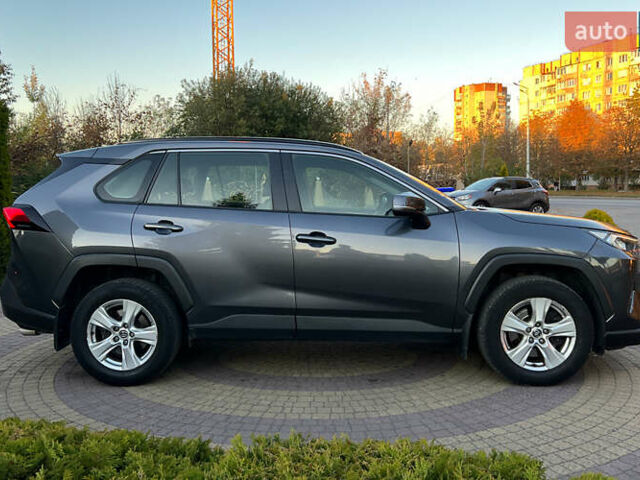 Сірий Тойота РАВ 4, об'ємом двигуна 1.99 л та пробігом 92 тис. км за 28999 $, фото 7 на Automoto.ua