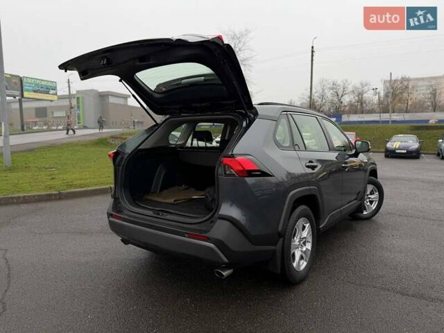 Сірий Тойота РАВ 4, об'ємом двигуна 2.49 л та пробігом 88 тис. км за 28500 $, фото 30 на Automoto.ua