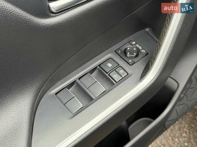 Сірий Тойота РАВ 4, об'ємом двигуна 2.49 л та пробігом 88 тис. км за 28500 $, фото 35 на Automoto.ua