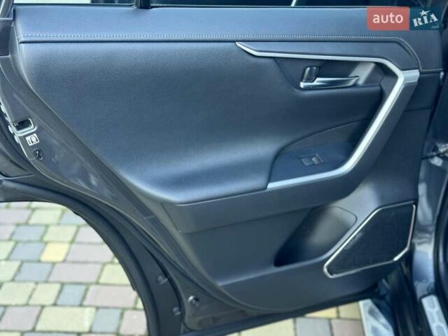 Серый Тойота РАВ 4, объемом двигателя 1.99 л и пробегом 67 тыс. км за 26900 $, фото 21 на Automoto.ua