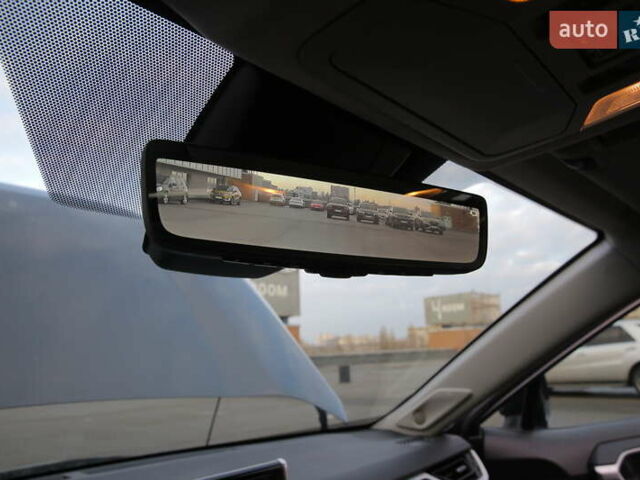 Сірий Тойота РАВ 4, об'ємом двигуна 2.49 л та пробігом 48 тис. км за 30000 $, фото 29 на Automoto.ua