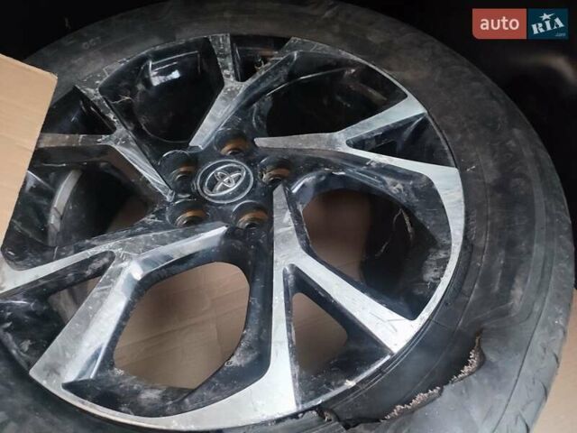 Сірий Тойота РАВ 4, об'ємом двигуна 2.5 л та пробігом 124 тис. км за 15900 $, фото 11 на Automoto.ua