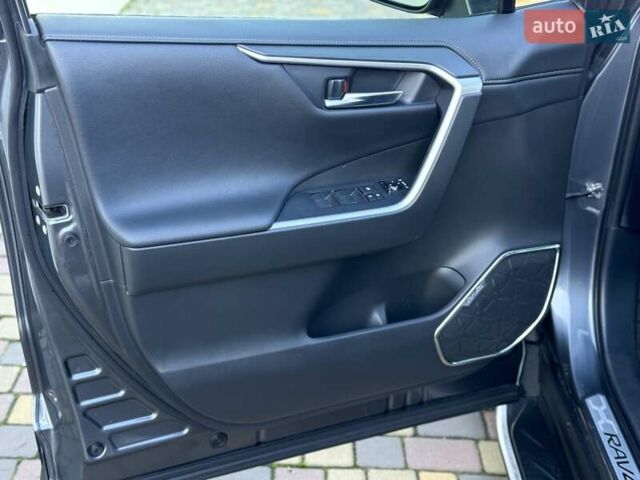 Серый Тойота РАВ 4, объемом двигателя 1.99 л и пробегом 67 тыс. км за 26900 $, фото 15 на Automoto.ua