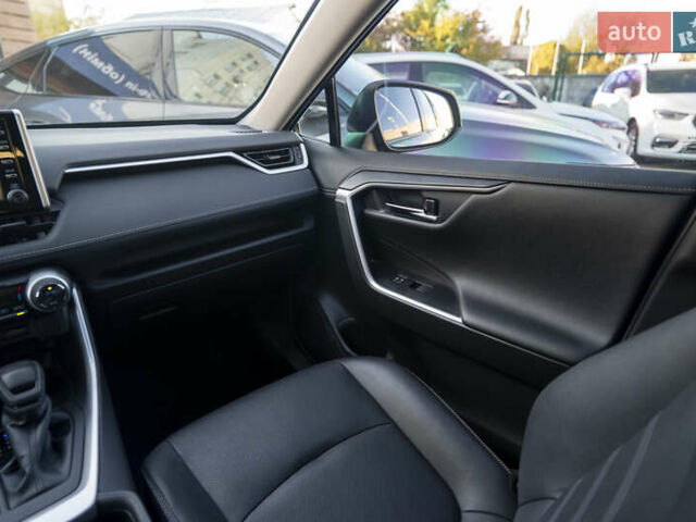 Серый Тойота РАВ 4, объемом двигателя 2.49 л и пробегом 49 тыс. км за 31400 $, фото 28 на Automoto.ua