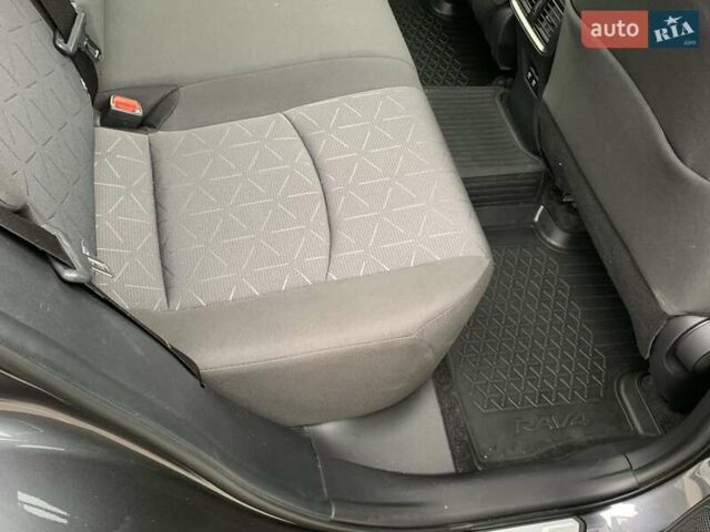 Серый Тойота РАВ 4, объемом двигателя 1.99 л и пробегом 25 тыс. км за 26100 $, фото 26 на Automoto.ua