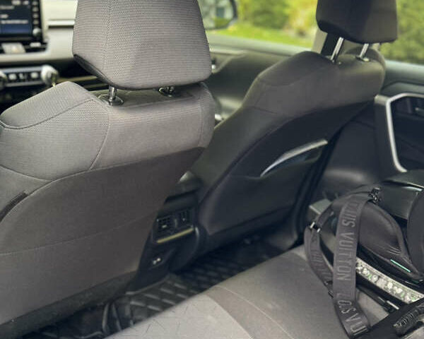 Серый Тойота РАВ 4, объемом двигателя 2.49 л и пробегом 98 тыс. км за 30500 $, фото 14 на Automoto.ua