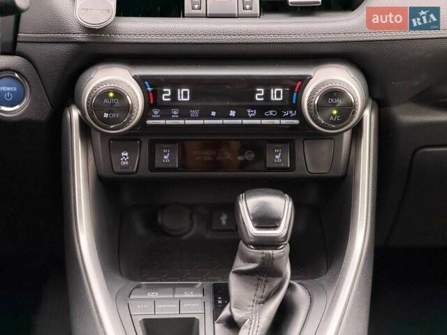 Сірий Тойота РАВ 4, об'ємом двигуна 2.49 л та пробігом 88 тис. км за 28500 $, фото 47 на Automoto.ua