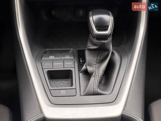 Сірий Тойота РАВ 4, об'ємом двигуна 2.49 л та пробігом 88 тис. км за 28500 $, фото 48 на Automoto.ua