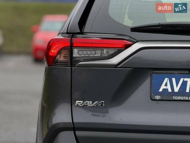 Сірий Тойота РАВ 4, об'ємом двигуна 2.49 л та пробігом 88 тис. км за 28500 $, фото 21 на Automoto.ua
