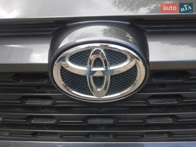 Серый Тойота РАВ 4, объемом двигателя 1.99 л и пробегом 46 тыс. км за 24600 $, фото 10 на Automoto.ua