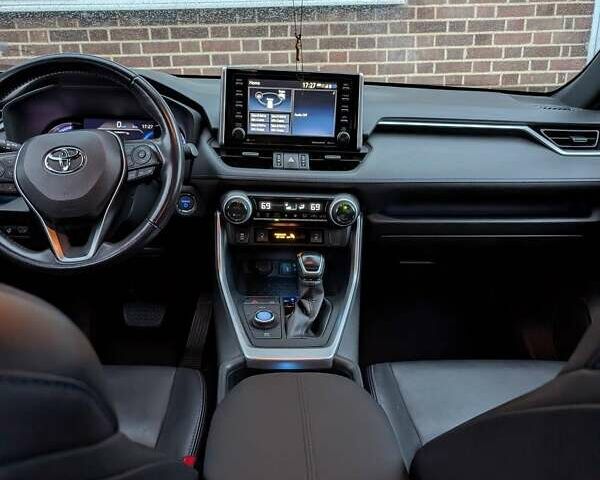 Сірий Тойота РАВ 4, об'ємом двигуна 2.49 л та пробігом 93 тис. км за 29300 $, фото 5 на Automoto.ua