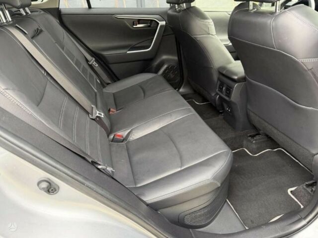 Серый Тойота РАВ 4, объемом двигателя 2.5 л и пробегом 86 тыс. км за 18900 $, фото 10 на Automoto.ua