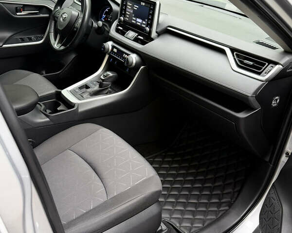 Серый Тойота РАВ 4, объемом двигателя 2.5 л и пробегом 98 тыс. км за 29500 $, фото 20 на Automoto.ua