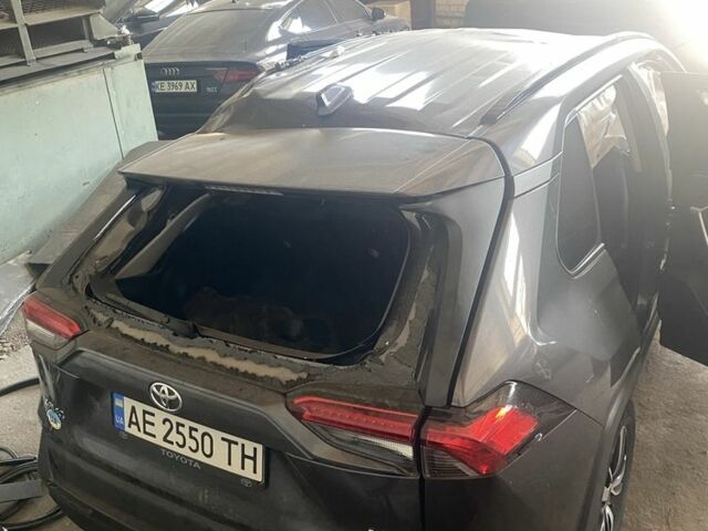 Серый Тойота РАВ 4, объемом двигателя 2.5 л и пробегом 70 тыс. км за 10300 $, фото 15 на Automoto.ua