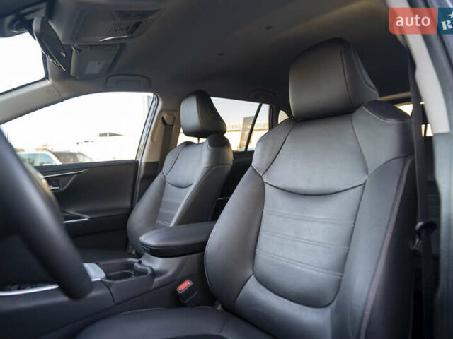 Серый Тойота РАВ 4, объемом двигателя 2.49 л и пробегом 49 тыс. км за 31400 $, фото 23 на Automoto.ua