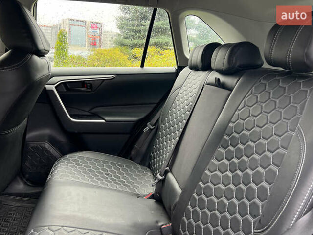 Серый Тойота РАВ 4, объемом двигателя 1.99 л и пробегом 133 тыс. км за 25900 $, фото 17 на Automoto.ua