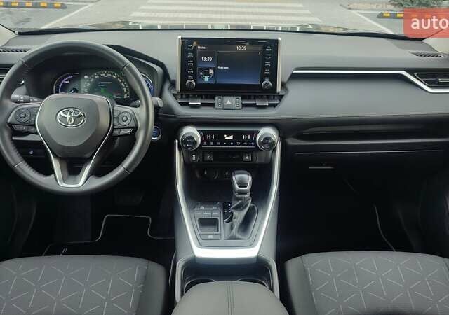 Серый Тойота РАВ 4, объемом двигателя 2.49 л и пробегом 37 тыс. км за 32485 $, фото 7 на Automoto.ua