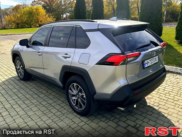 Сірий Тойота РАВ 4, об'ємом двигуна 2.5 л та пробігом 128 тис. км за 28500 $, фото 5 на Automoto.ua