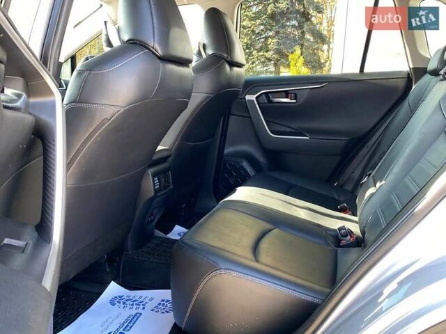 Сірий Тойота РАВ 4, об'ємом двигуна 1.99 л та пробігом 125 тис. км за 29000 $, фото 12 на Automoto.ua