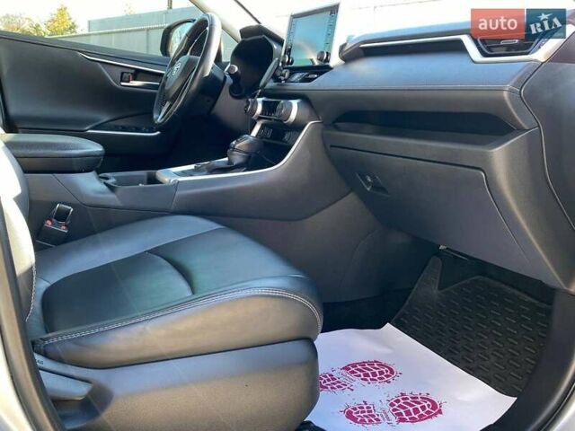 Сірий Тойота РАВ 4, об'ємом двигуна 1.99 л та пробігом 125 тис. км за 29000 $, фото 14 на Automoto.ua