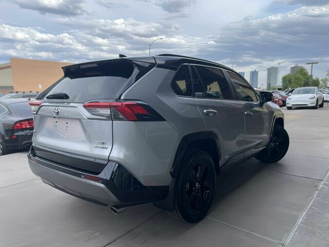 Сірий Тойота РАВ 4, об'ємом двигуна 2.5 л та пробігом 44 тис. км за 15000 $, фото 3 на Automoto.ua