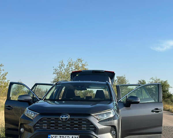Сірий Тойота РАВ 4, об'ємом двигуна 2.49 л та пробігом 88 тис. км за 31000 $, фото 9 на Automoto.ua