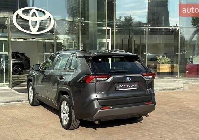Сірий Тойота РАВ 4, об'ємом двигуна 2.5 л та пробігом 60 тис. км за 31484 $, фото 1 на Automoto.ua