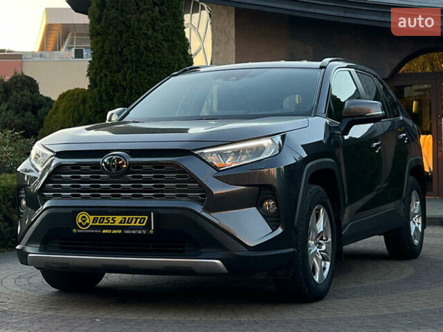 Сірий Тойота РАВ 4, об'ємом двигуна 1.99 л та пробігом 92 тис. км за 28999 $, фото 2 на Automoto.ua