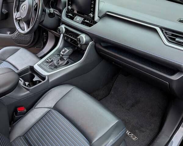 Сірий Тойота РАВ 4, об'ємом двигуна 2.49 л та пробігом 93 тис. км за 29300 $, фото 9 на Automoto.ua